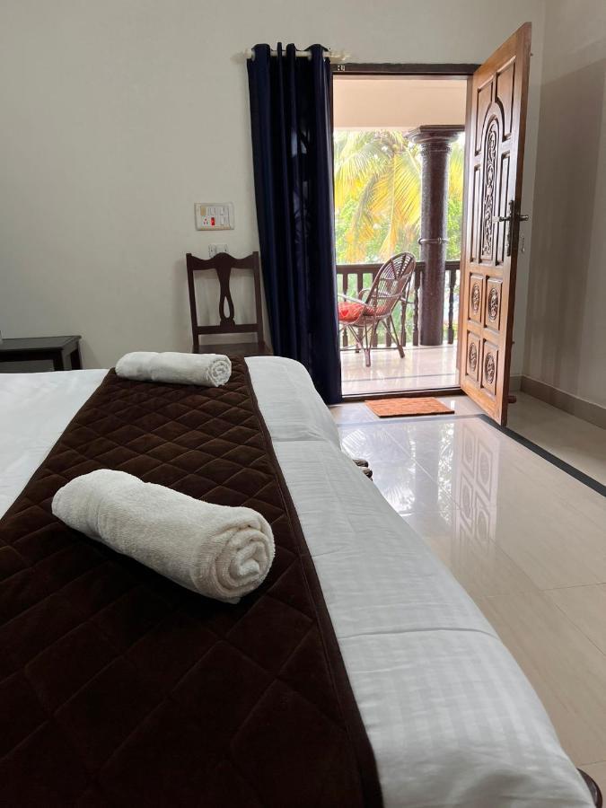 Mohans Ayurvedic Beach Resort Varkala Bagian luar foto