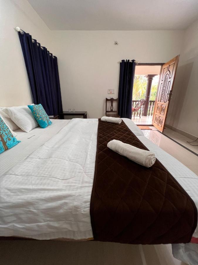 Mohans Ayurvedic Beach Resort Varkala Bagian luar foto